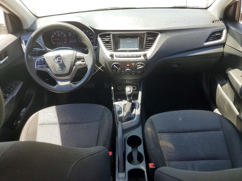 2021 HYUNDAI ACCENT SE 8
