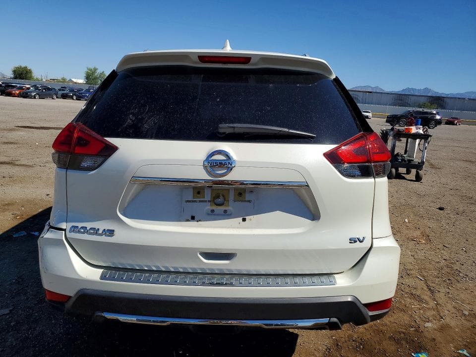 2017 NISSAN ROGUE SV 6