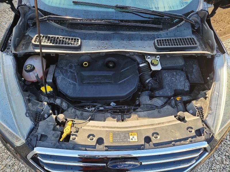 2017 FORD ESCAPE SE 11