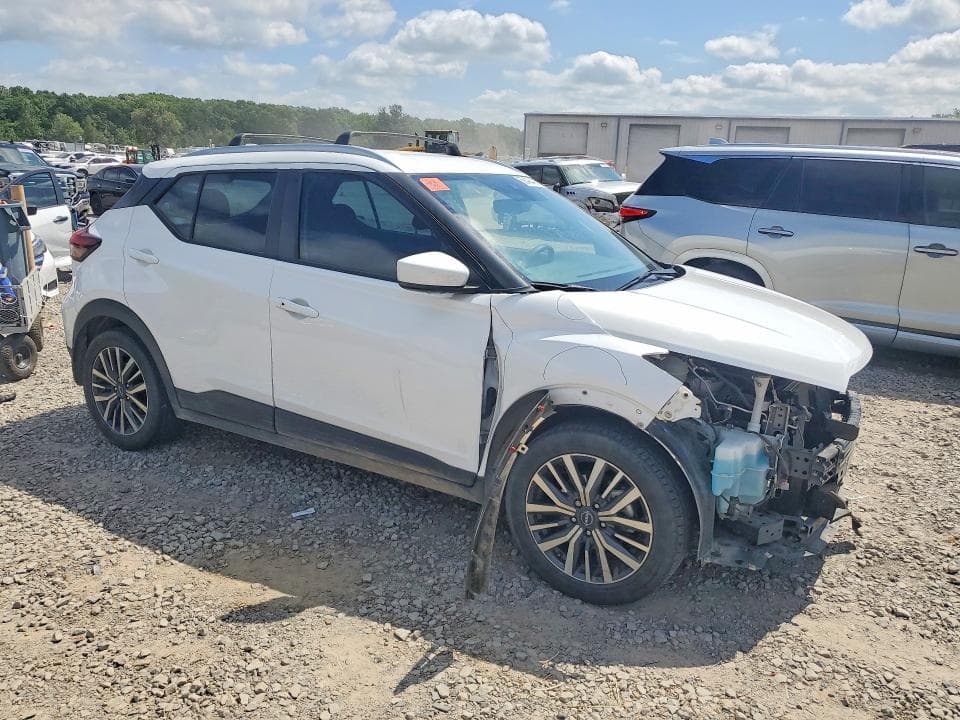 2024 NISSAN KICKS SV 4