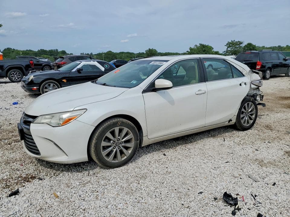 2017 TOYOTA CAMRY XLE - 1