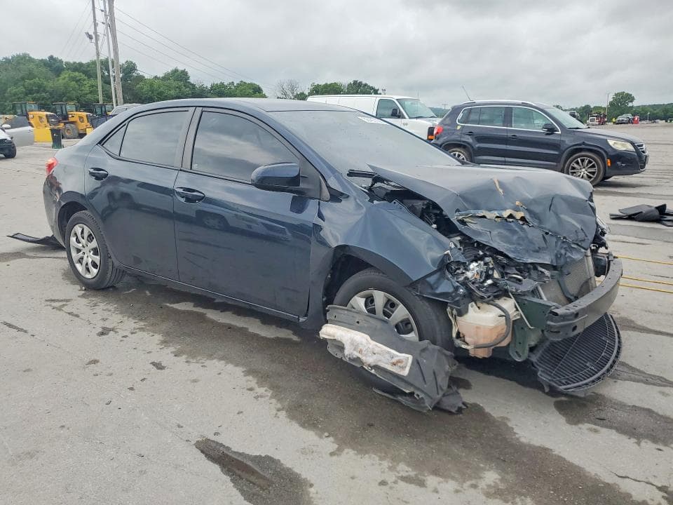 2017 TOYOTA COROLLA LE 4