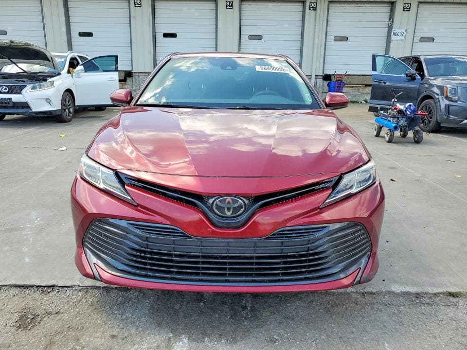 2019 TOYOTA CAMRY LE 5