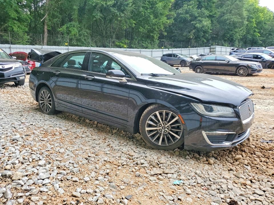 2017 LINCOLN MKZ PREMIERE 4