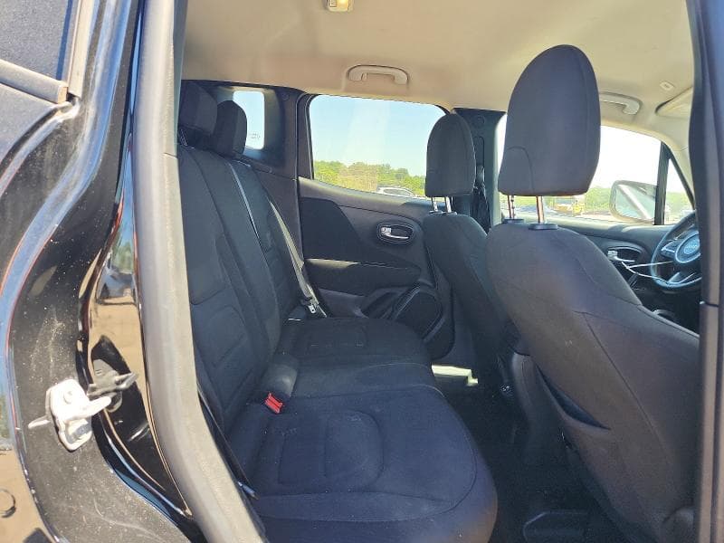 2019 JEEP RENEGADE LATITUDE 11