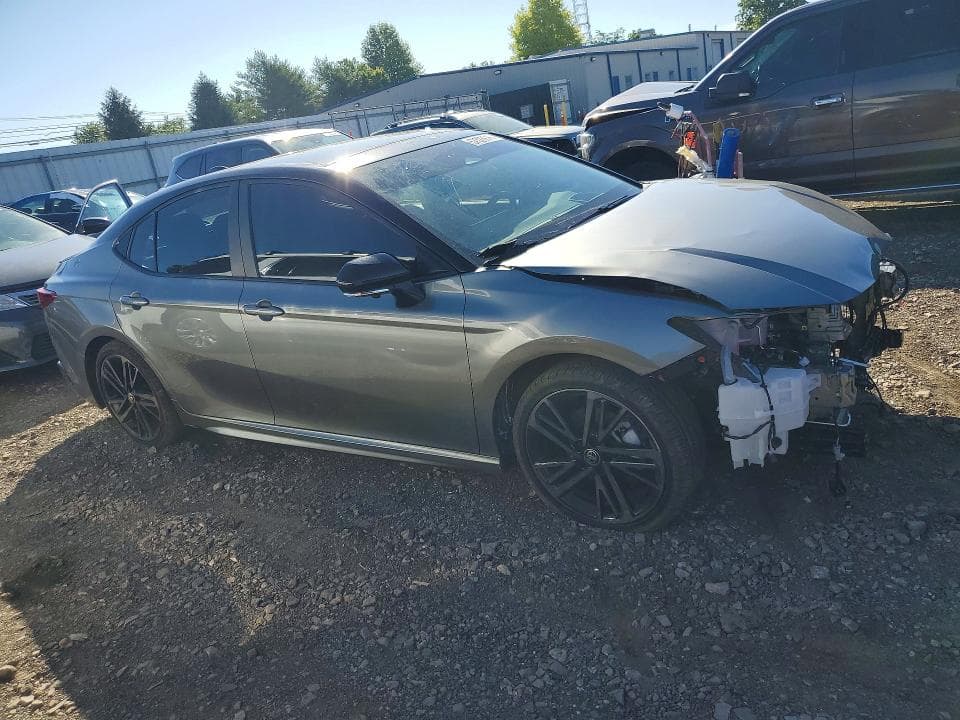 2026 TOYOTA CAMRY XSE 4