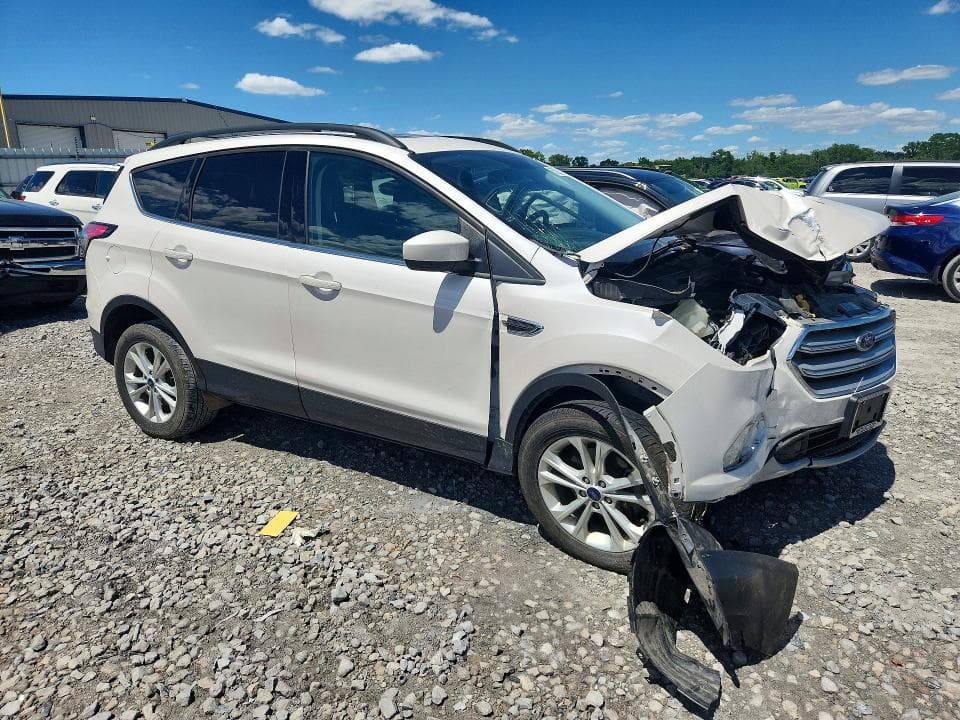 2018 FORD ESCAPE SEL 4