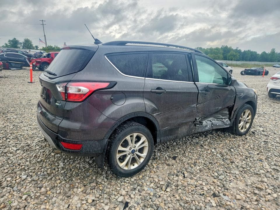 2018 FORD ESCAPE SE 3