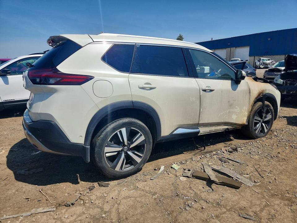 2021 NISSAN ROGUE PLATINUM 3