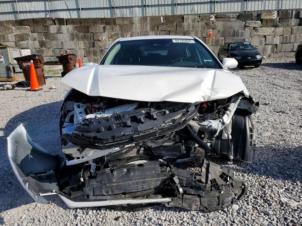 2025 TOYOTA CAMRY LE 5