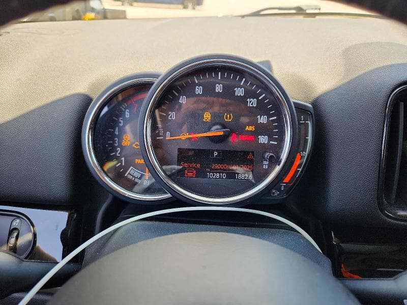 2019 MINI COOPER COUNTRYMAN 9