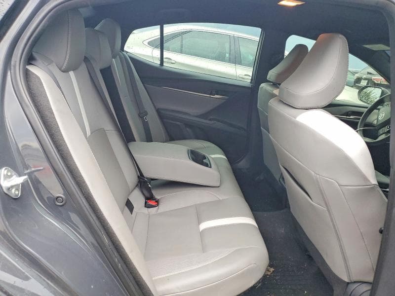 2025 TOYOTA CAMRY SE 10