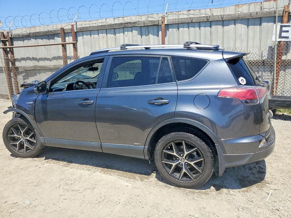 2018 TOYOTA RAV4 HV SE 2