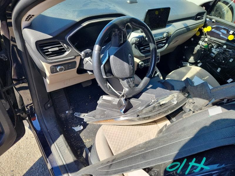 2021 FORD ESCAPE SE 8