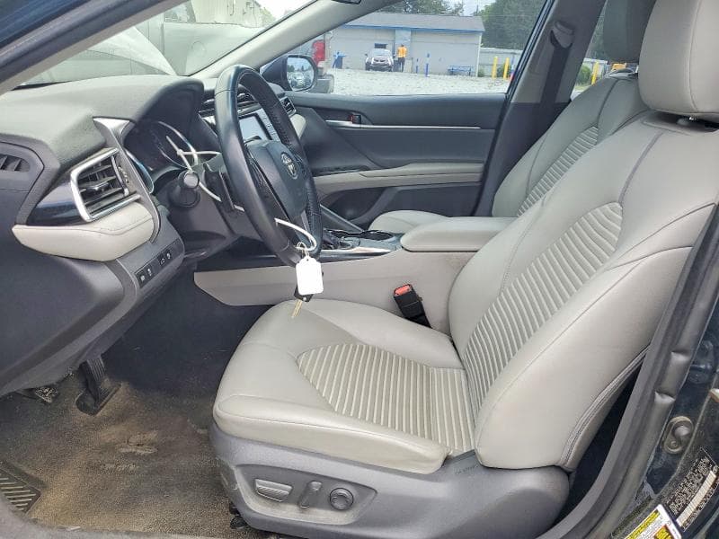 2018 TOYOTA CAMRY SE 7