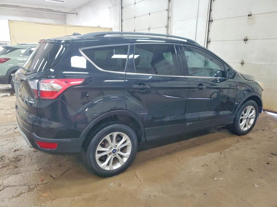 2018 FORD ESCAPE SE 3