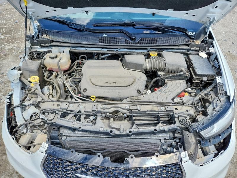 2024 CHRYSLER PACIFICA TOURING L 12