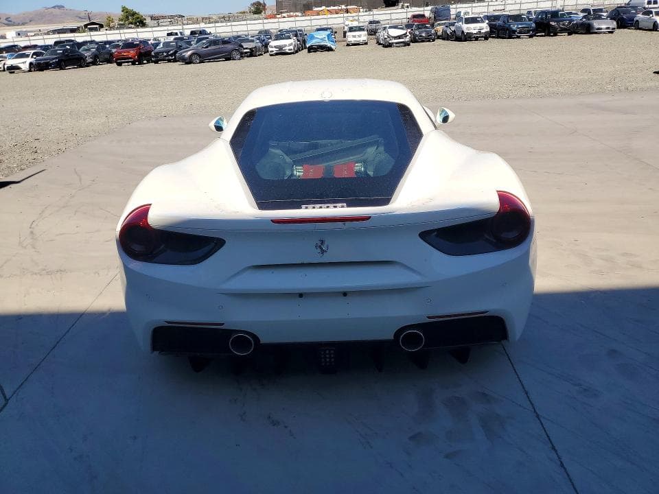 2018 FERRARI 488 GTB 6