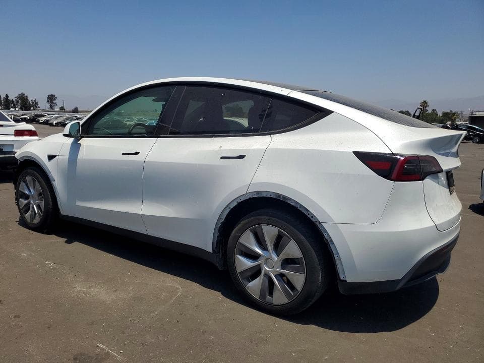 2023 TESLA MODEL Y 2