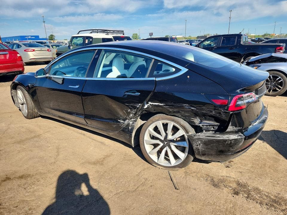 2018 TESLA MODEL 3 2