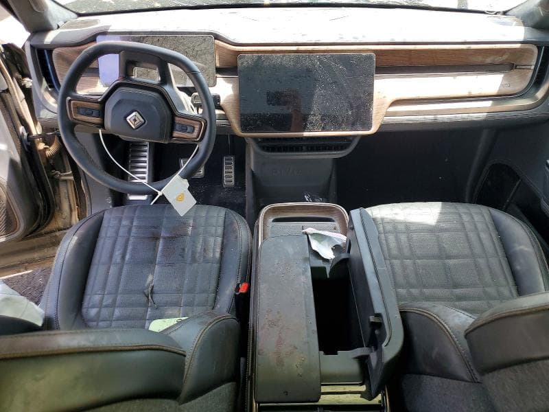 2026 RIVIAN R1S PREMIUM 8