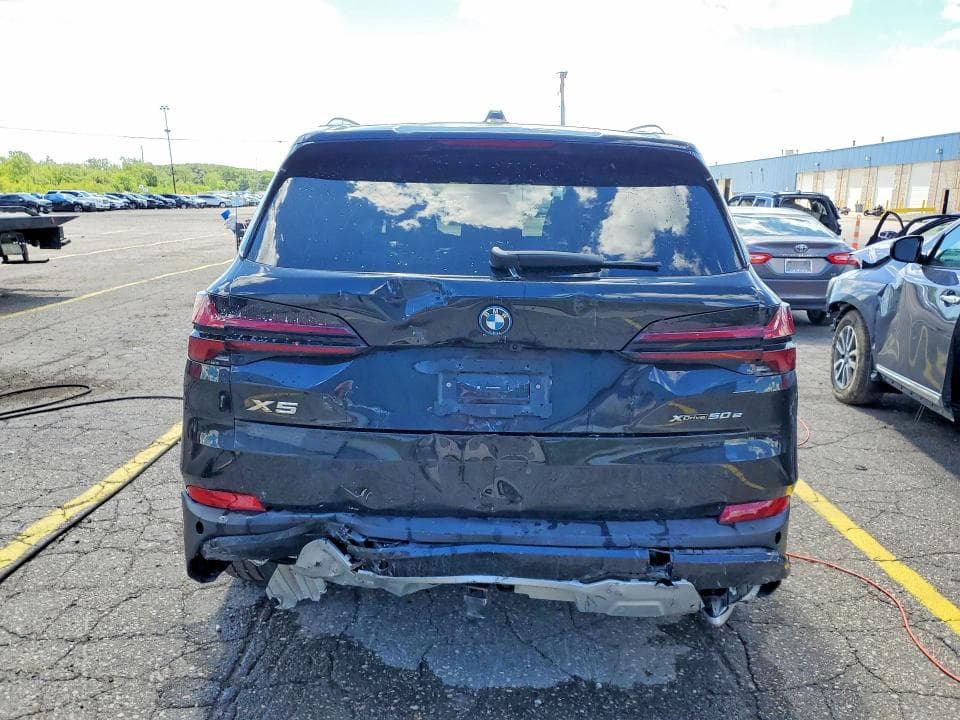2026 BMW X5 XDRIVE50E 6