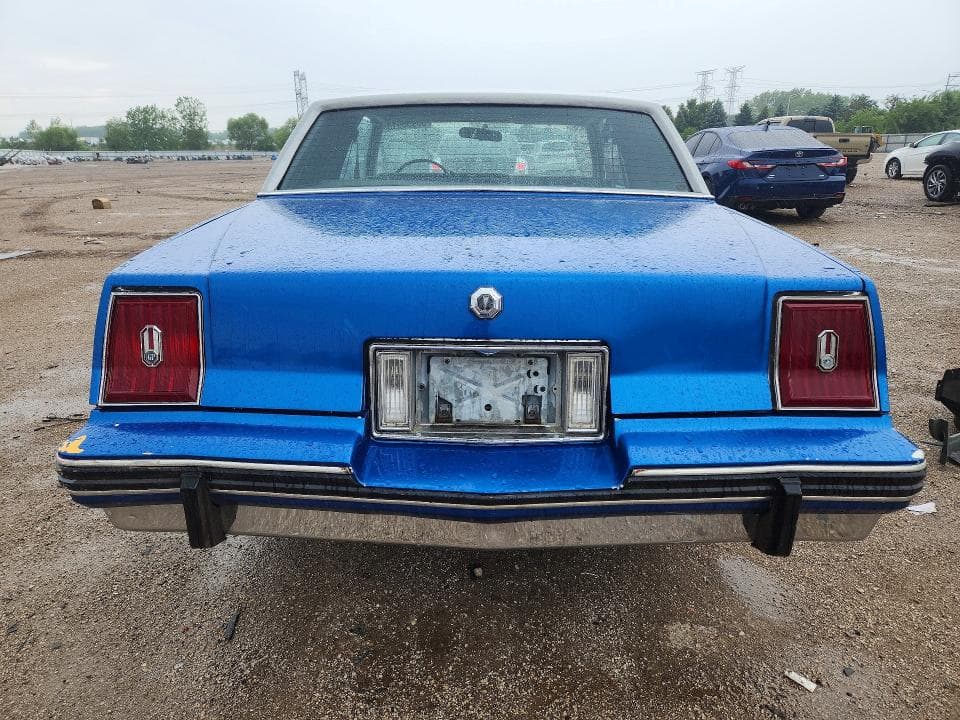 1984 PONTIAC GRAND PRIX LE 6