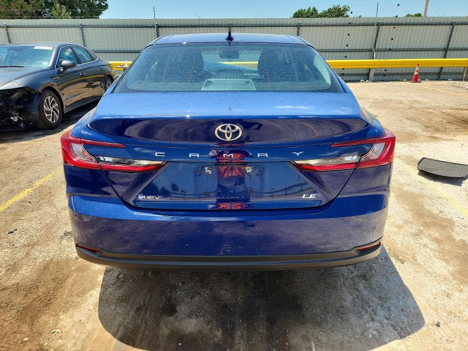 2025 TOYOTA CAMRY LE 6
