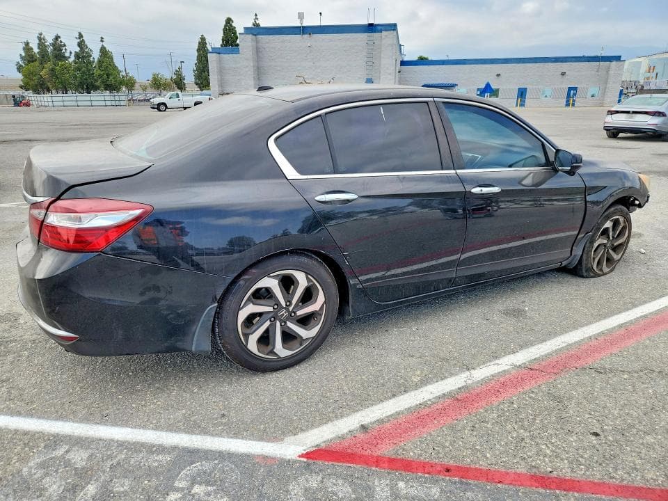 2017 HONDA ACCORD EX 3