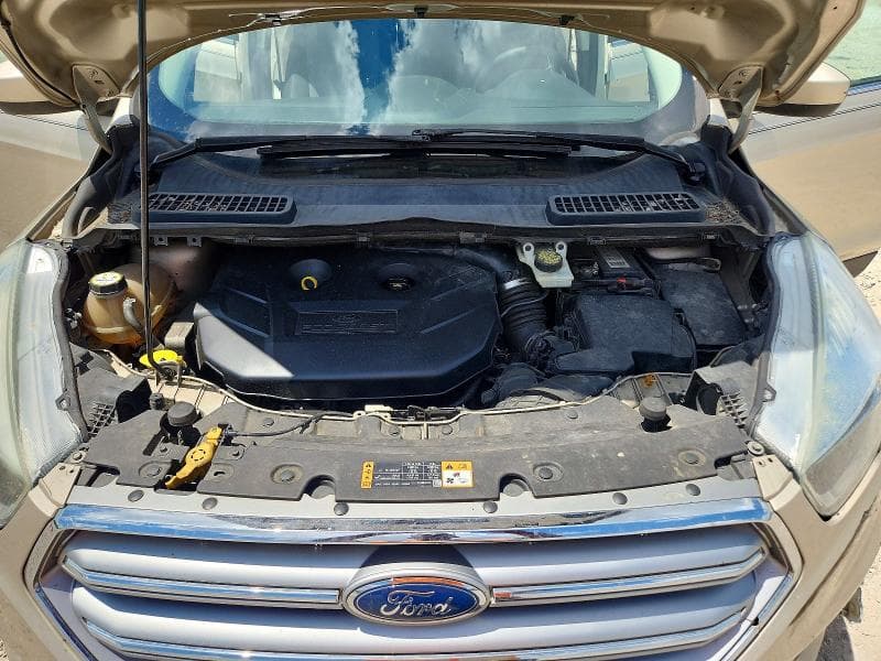2017 FORD ESCAPE SE 11