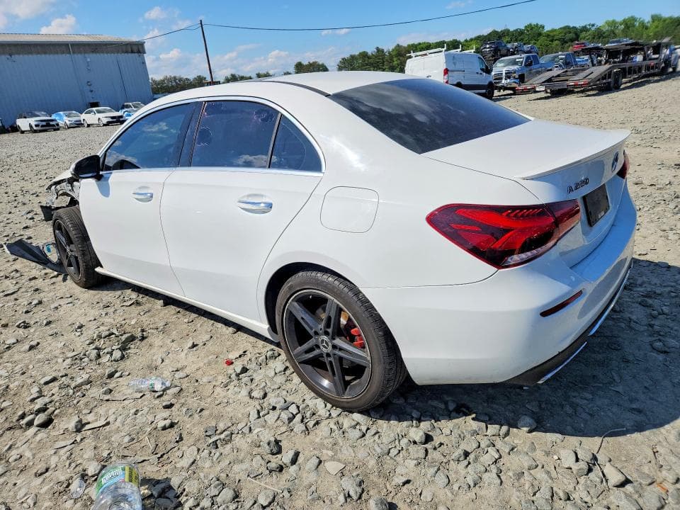 2019 MERCEDES-BENZ A 220 4MATIC 2
