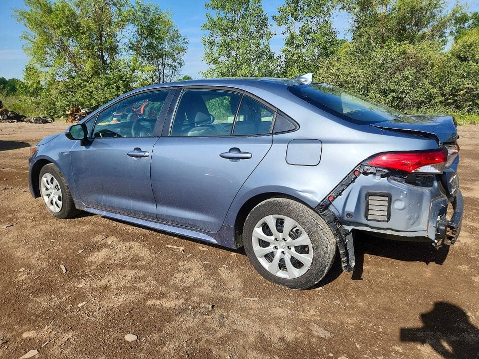 2025 TOYOTA COROLLA 2