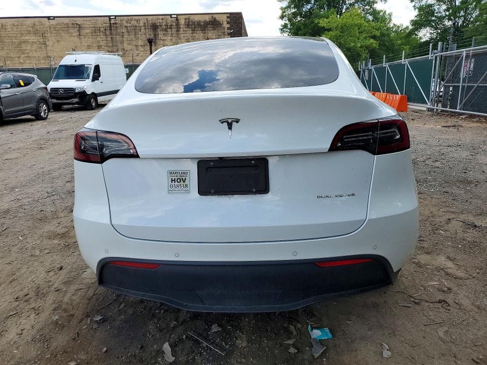 2022 TESLA MODEL Y 6