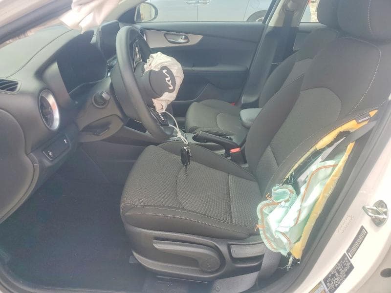 2023 KIA FORTE LXS 7