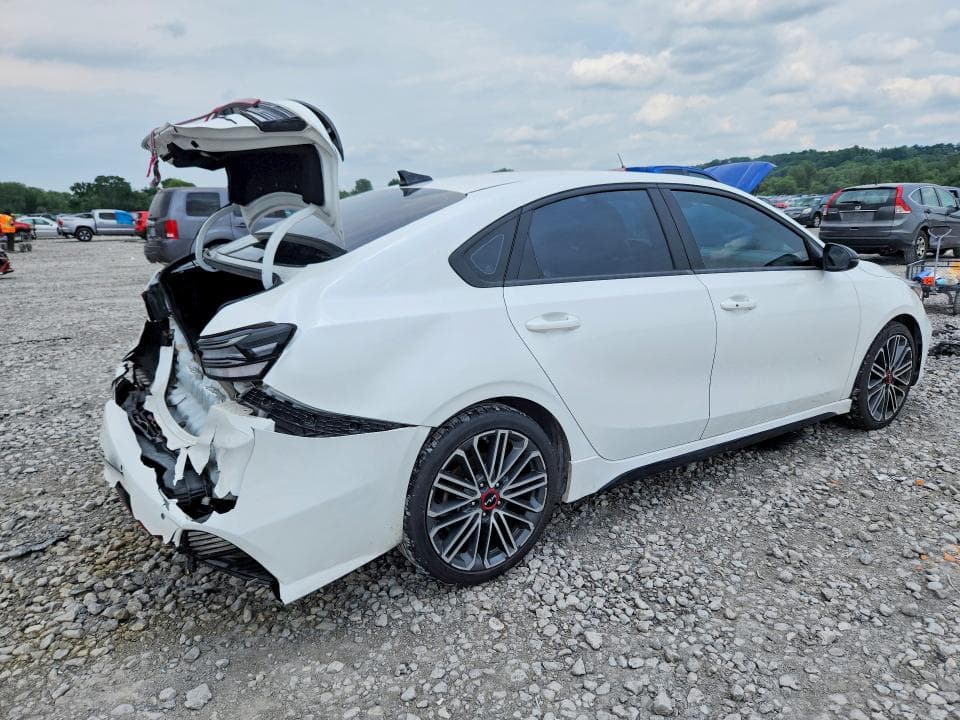 2023 KIA FORTE GT 3