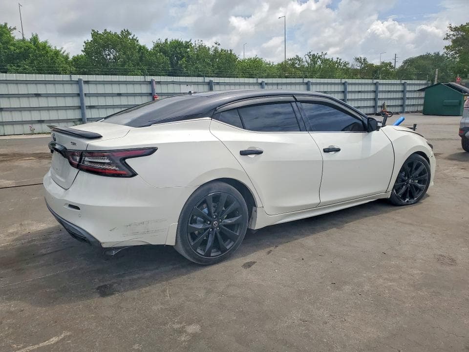 2021 NISSAN MAXIMA 3