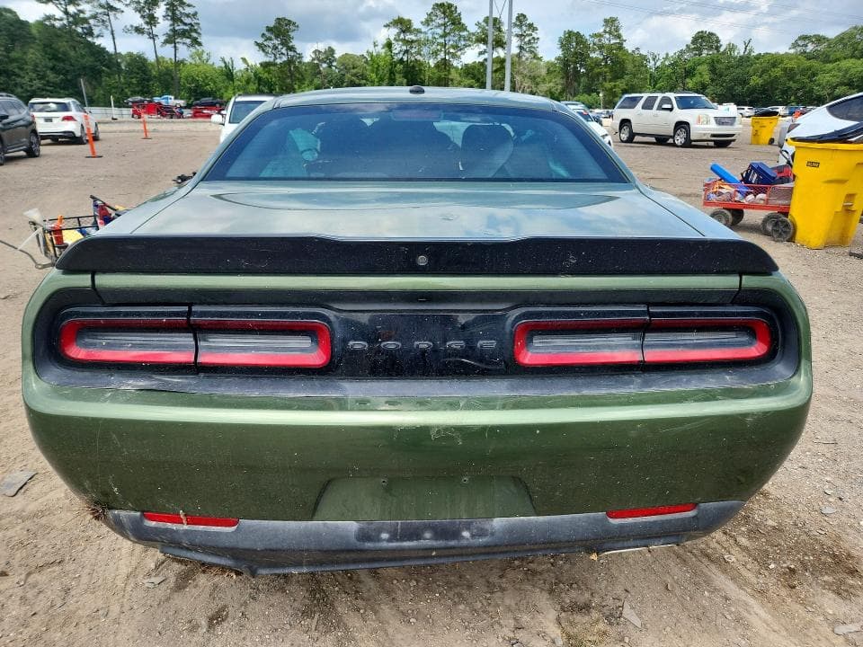 2022 DODGE CHALLENGER SXT 6