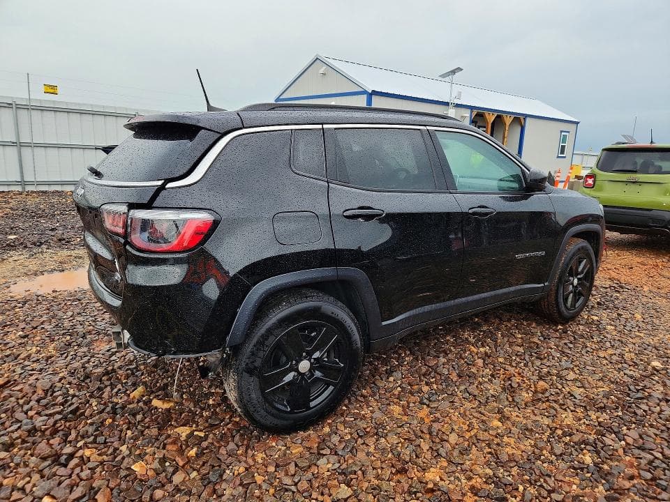 2022 JEEP COMPASS LATITUDE 3