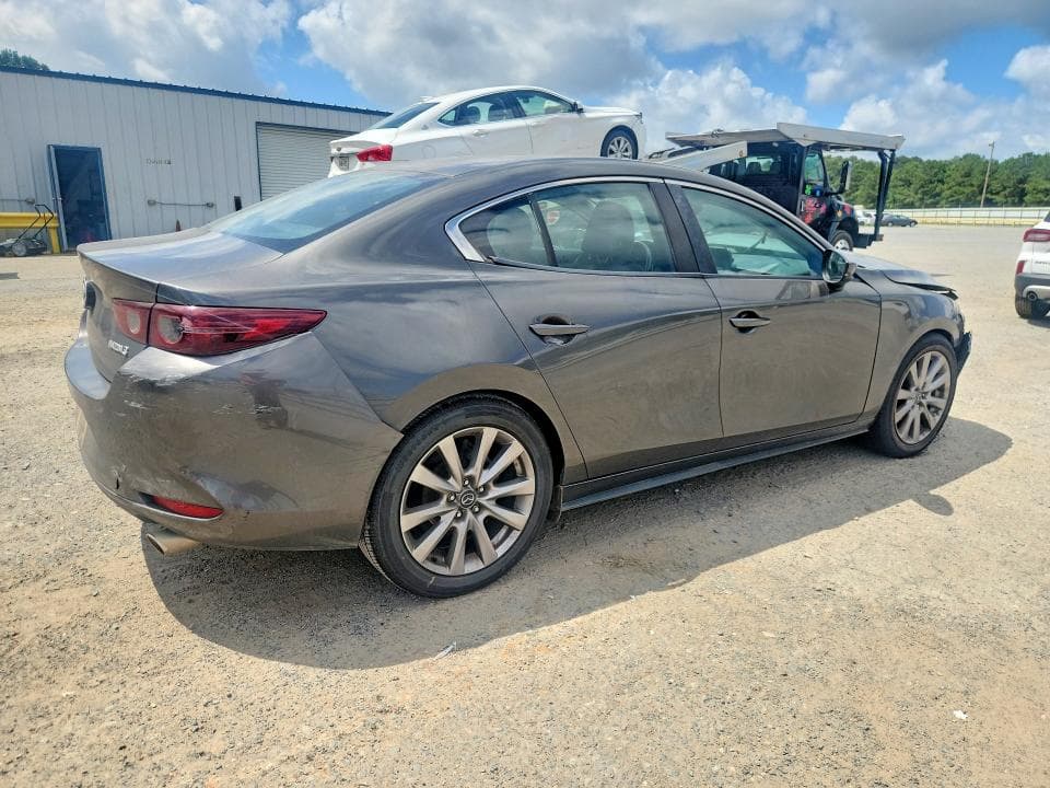 2020 MAZDA 3 SELECT 3