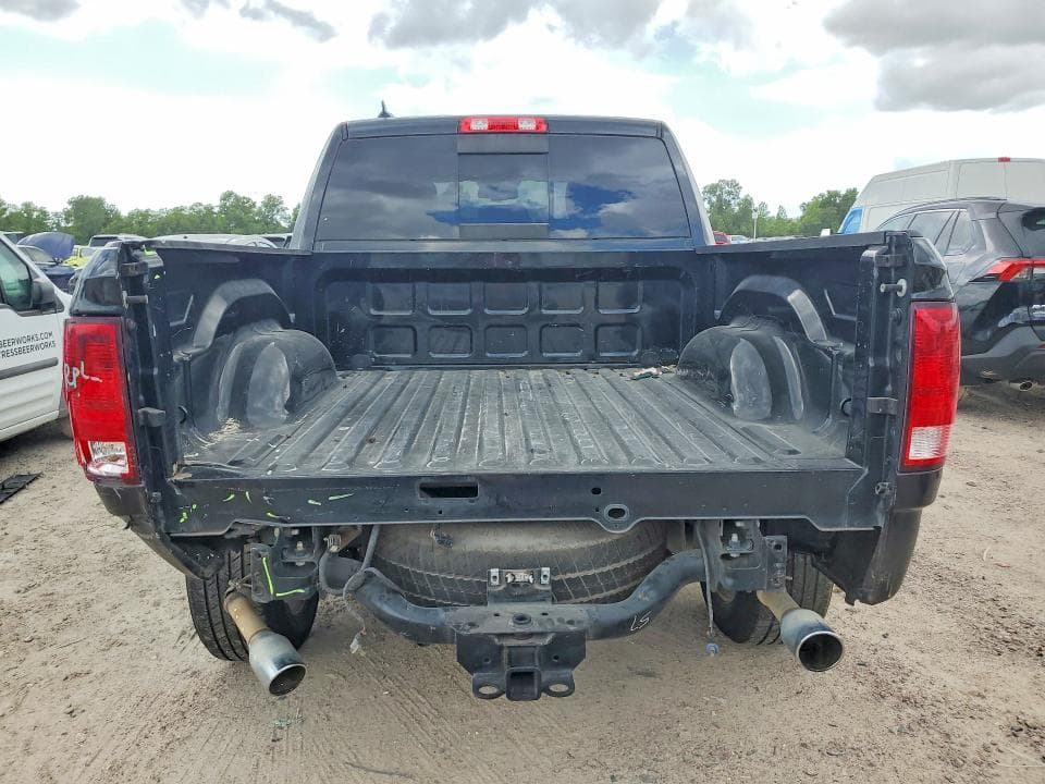 2019 RAM 1500 CLASSIC SLT 6