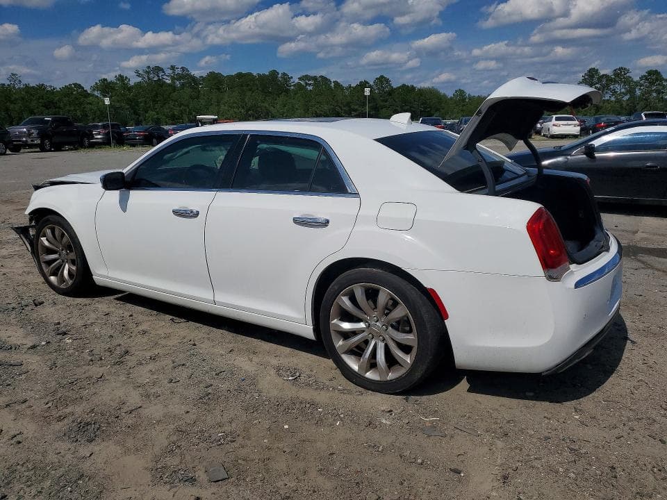 2019 CHRYSLER 300 2