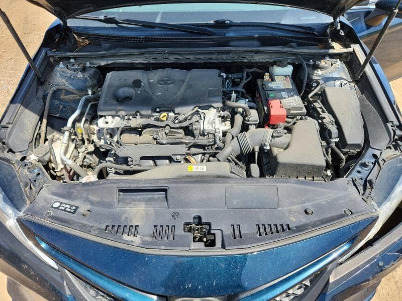 2019 TOYOTA CAMRY SE 11