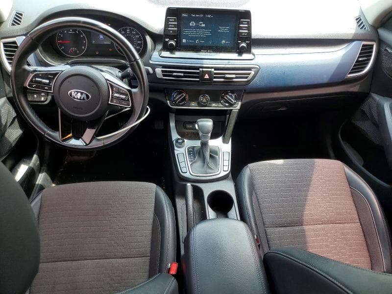2021 KIA SELTOS S 8