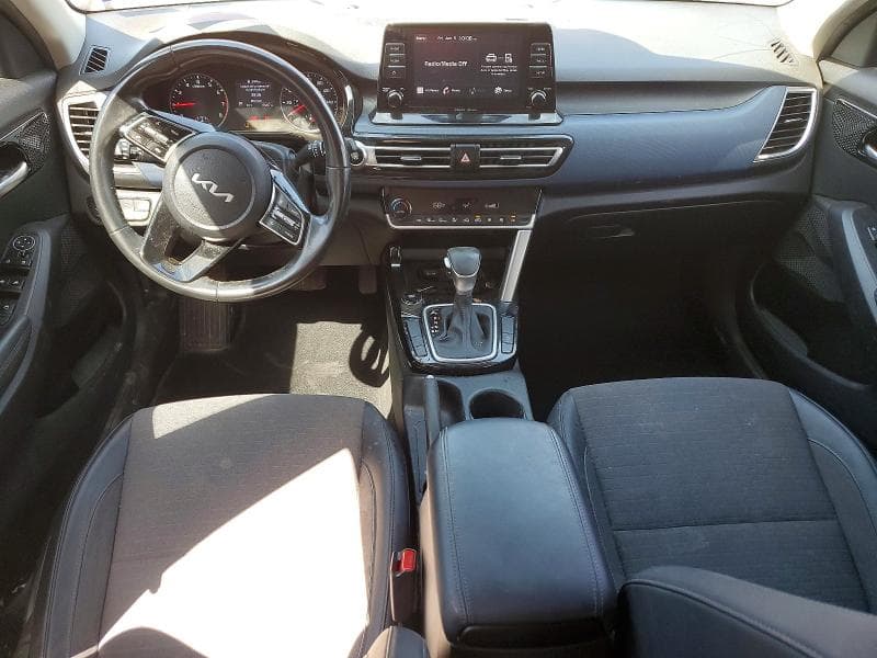 2023 KIA SELTOS S 8