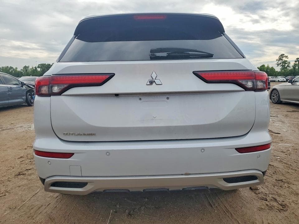 2024 MITSUBISHI OUTLANDER SE 6