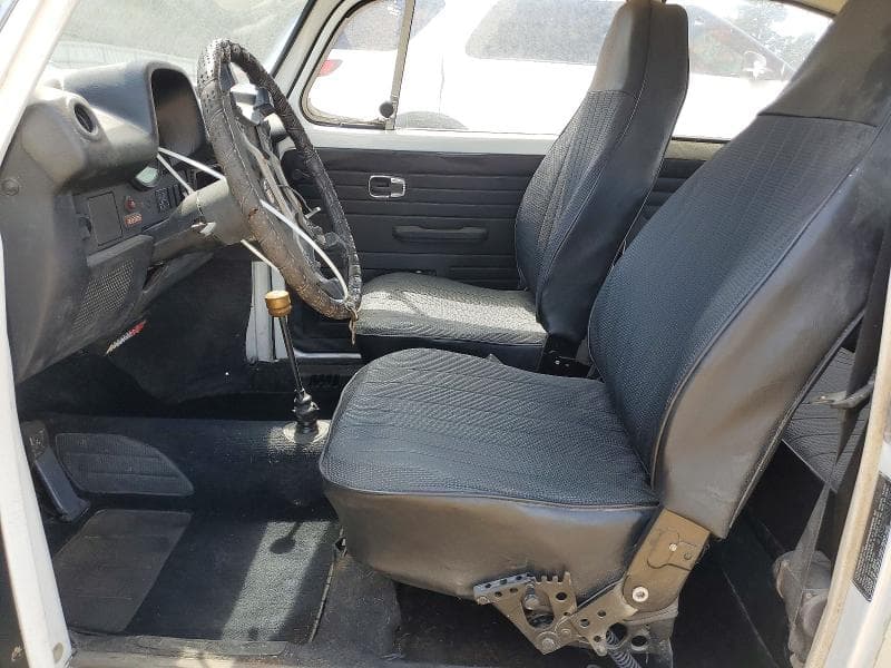 1973 VOLKS BEETLE 7