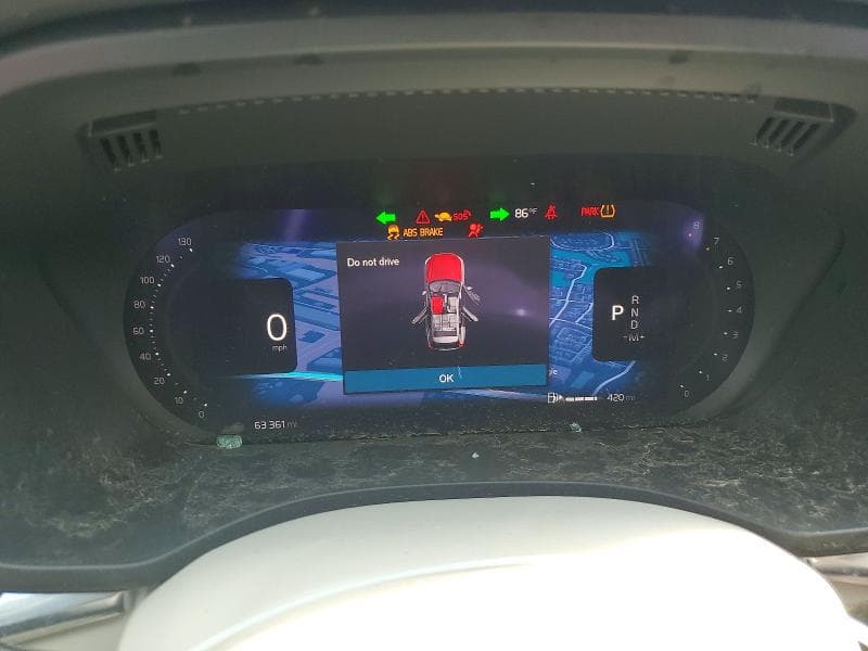2024 VOLVO XC60 PLUS 9