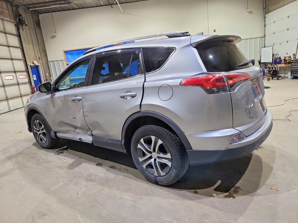 2017 TOYOTA RAV4 LE 2