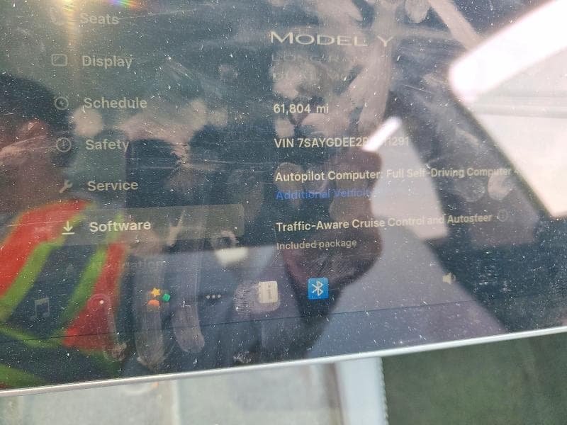 2023 TESLA MODEL Y 9
