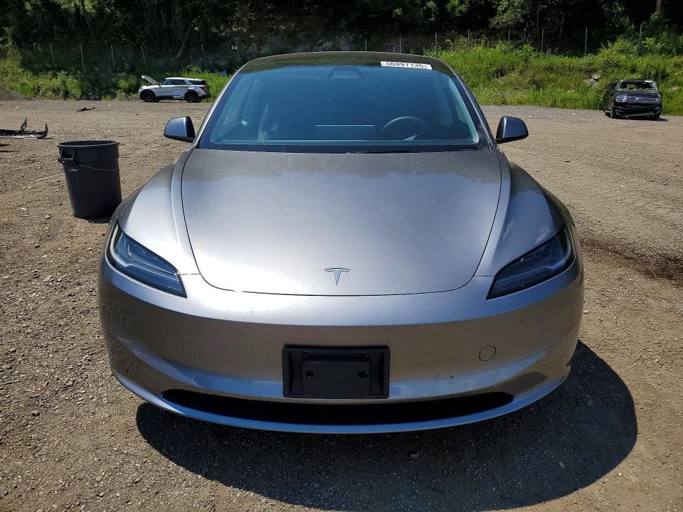 2025 TESLA MODEL 3 5